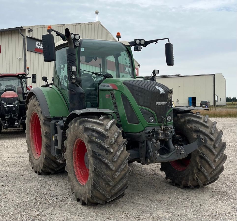 E-FARM: Fendt 722 Vario - Traktor - id UMAHTAF - 115.000 € - Baujahr: 2014 - Abgelesene Motorstunden: 2.869,Motorleistung (PS): 220,Frankreich