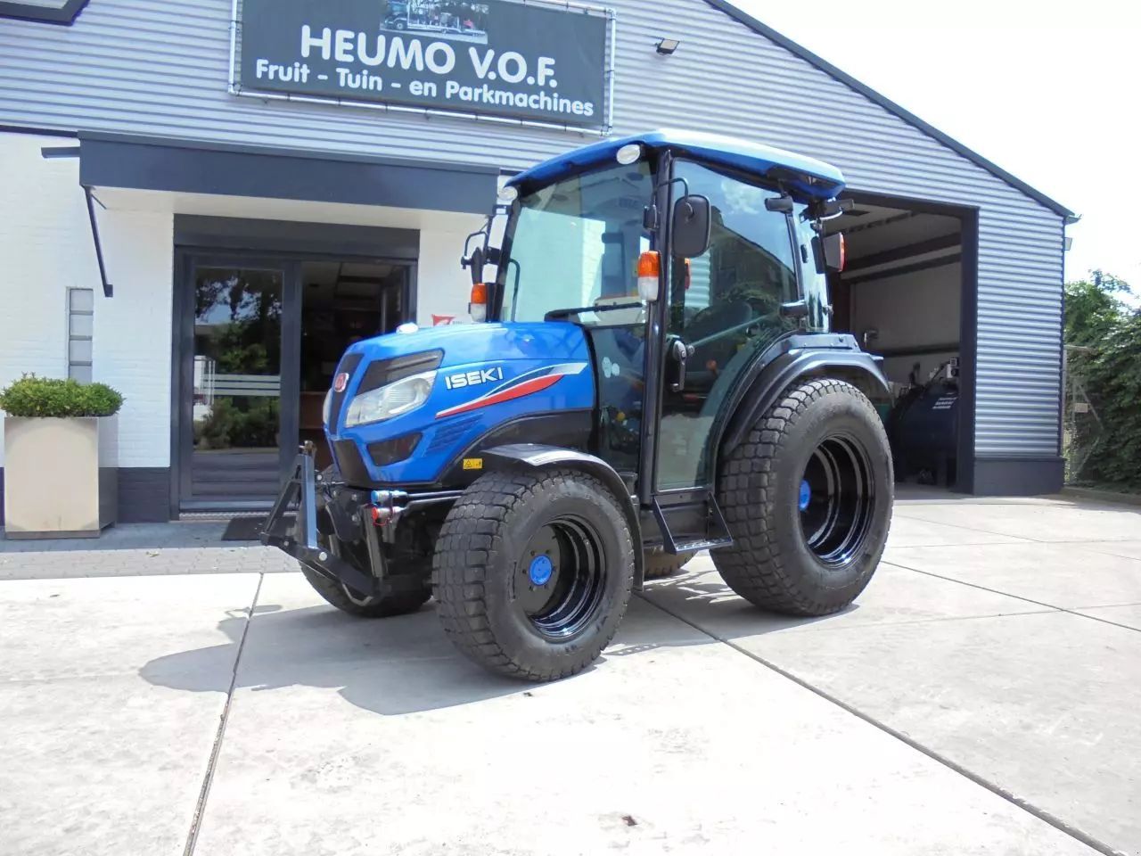 Iseki tg6375 Tractor €24,750