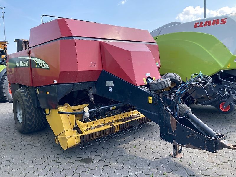 E-FARM: New Holland BB 960 - Empacadora - id ZFFHPI9 - 15.750 € - Año: 2003 - Alemania