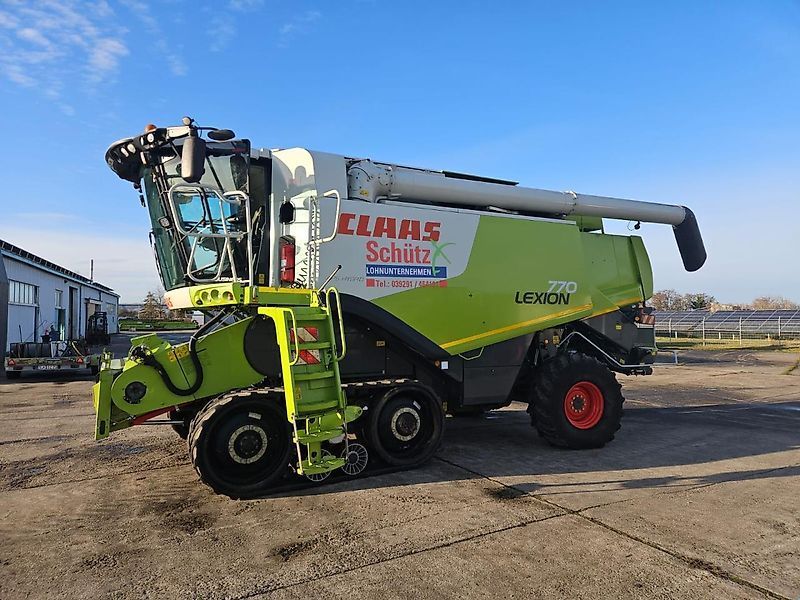 Claas Lexion 770 Terra Trac Combine harvester €109,500