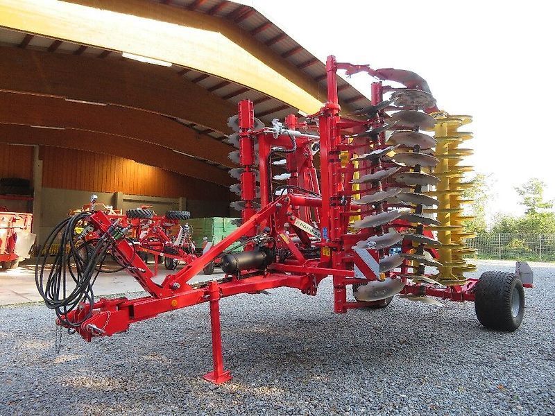 Pöttinger Terradisc  5001 T Brona talerzowa i talerzówka kompaktowa