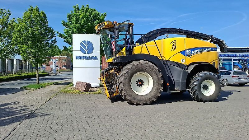 E-FARM: New Holland FR 700 - Self propelled forage harvester - id RTPUHLI - €138,571 - Year of construction: 2015 - Germany