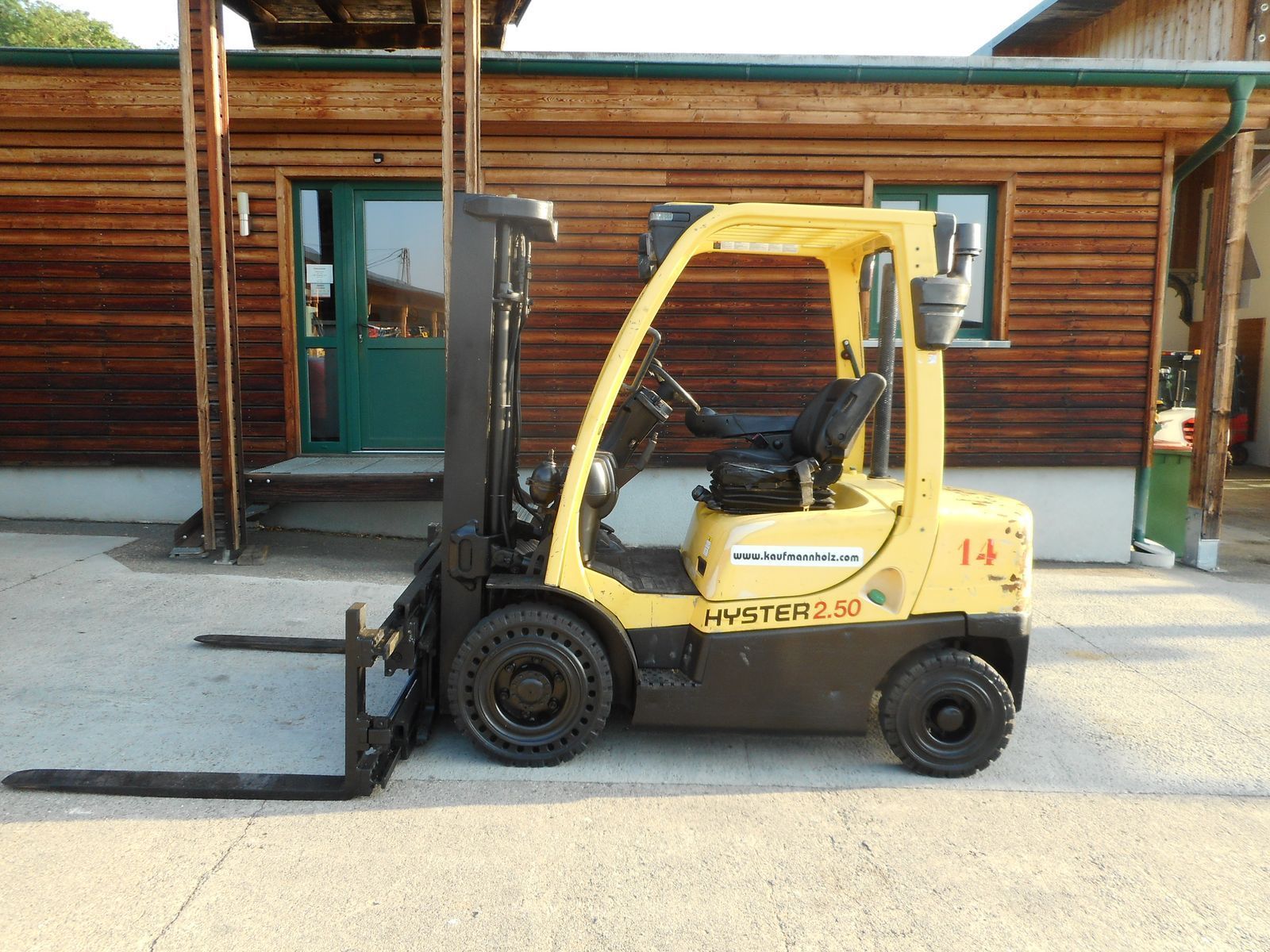 E-FARM: Hyster h2.5ft triplex 4,95m + ss + zv - Carretilla elevadora - id WBDFR9U - 8800 € - Año: 2012 - Horas: 8800,Austria