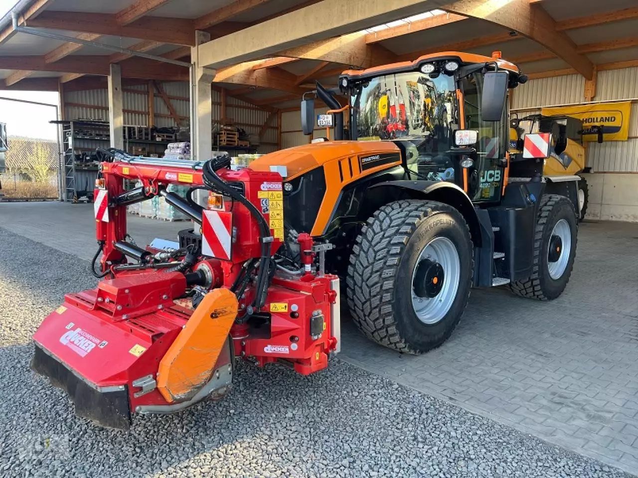 JCB Fastrac 4220 iCON Tractor 215.000 EUR