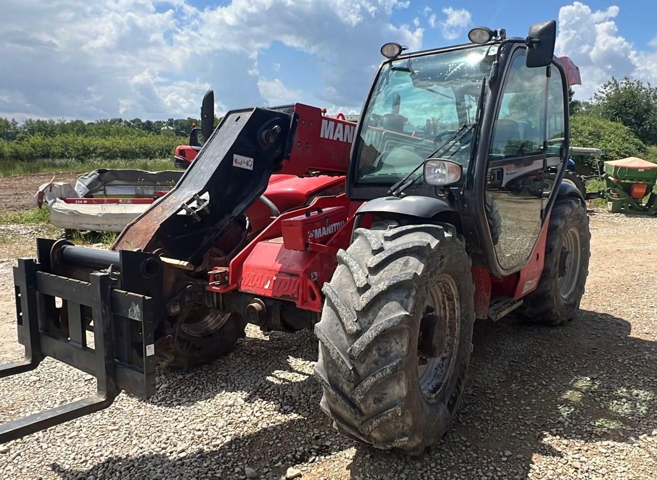 E-FARM: Manitou mlt 634 120 lsu premium / godet bms neuf / leve palette - Teleszkópos rakodó - id JCDS3ZG - 32 900 EUR - Gyártási év: 2012 - Üzemóra (motor): 7450,Motor teljesítménye (LE): 120,Franciaország