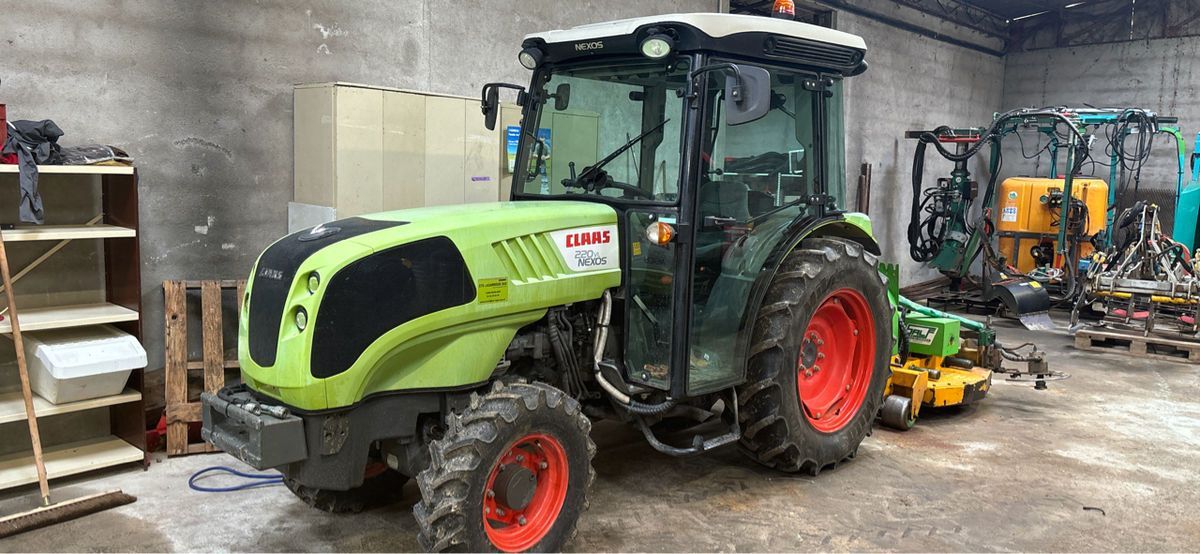 E-FARM: Claas Nexos 220 VL - Tractor - id TPHWSEV - 26.000 EUR - Anul: 2017 - Muterea motorului: 80,Franța