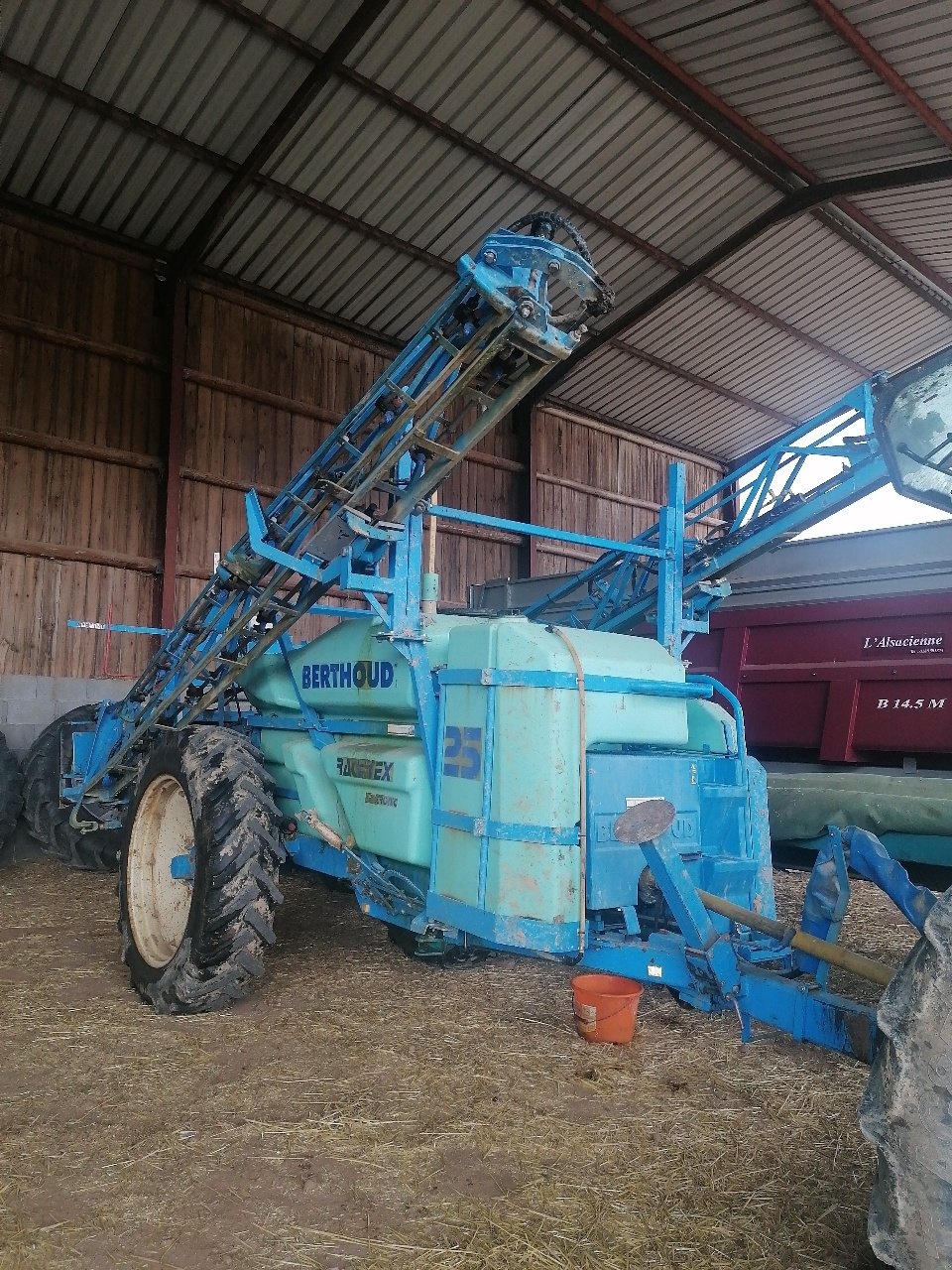 Berthoud Major 25 sprayers €14,000