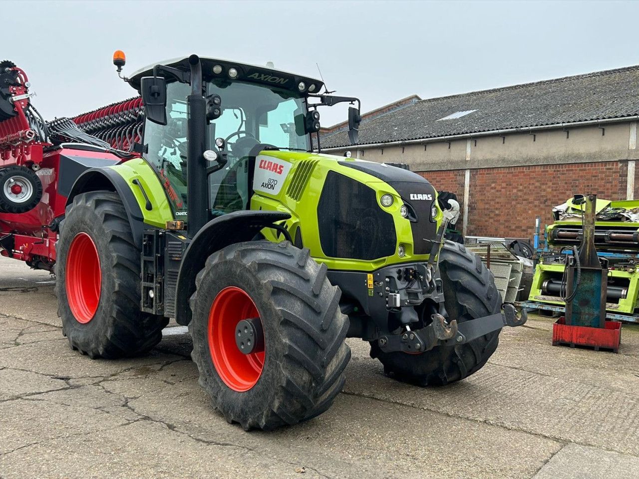 E-FARM: Claas Axion 870 - Traktor - id WJUG61E - 108.576 € - Baujahr: 2018 - Abgelesene Motorstunden: 3.792,Vereinigtes Königreich