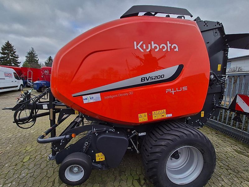 Kubota bv 5200 Baler €45,000