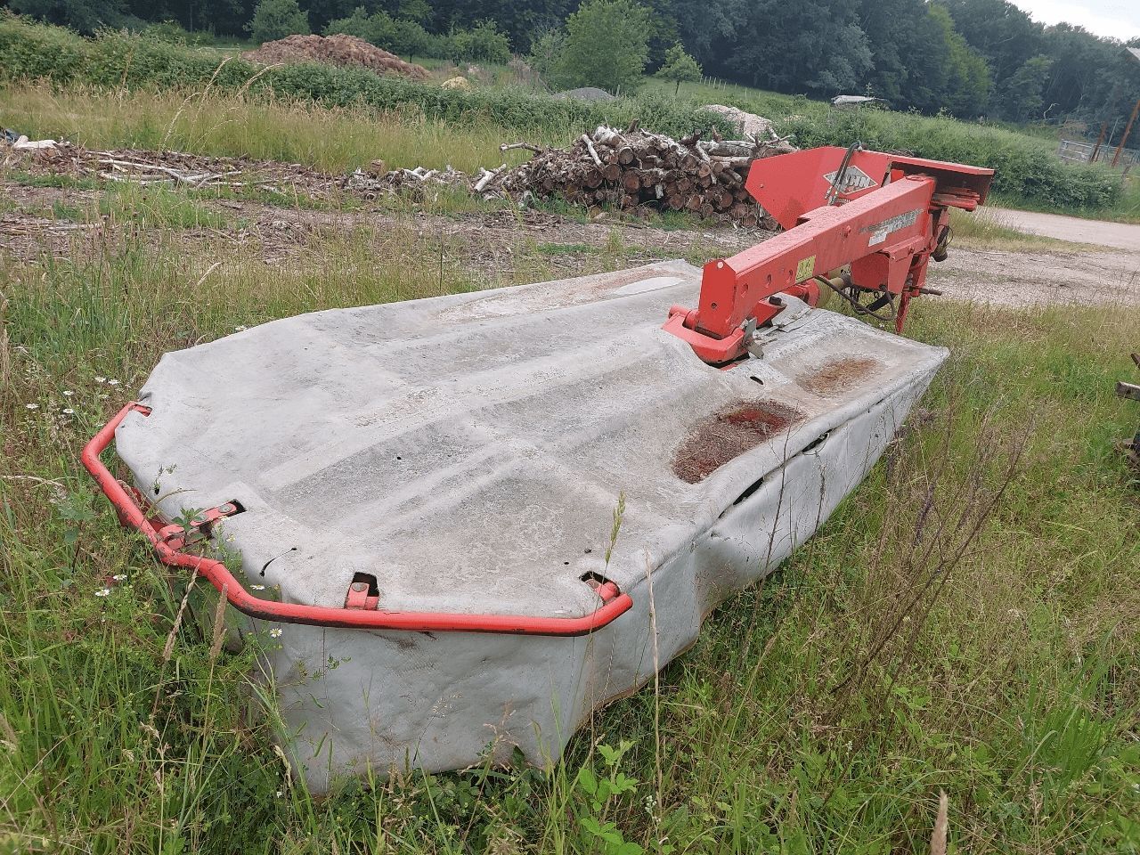 E-FARM: Kuhn gmd 802 - Segadora - id FFTIFAA - Año: 2005 - Francia