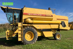 New Holland TC34DA combine €22,577