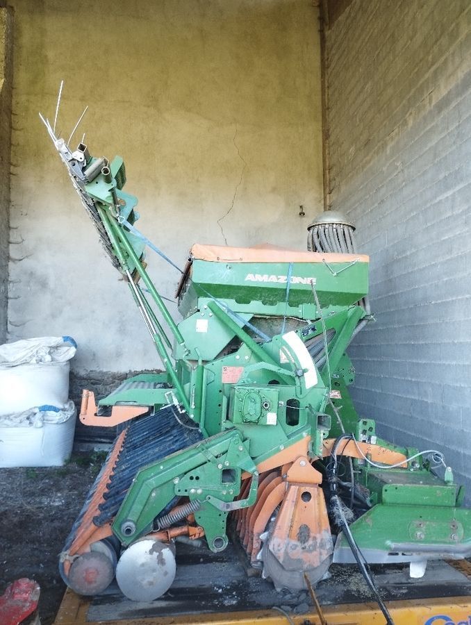 E-FARM: Amazone Cultimix kg 402   + ad 402 profi - Semoir - id ECJTGLU - 13 500 € - Année: 2002 - France