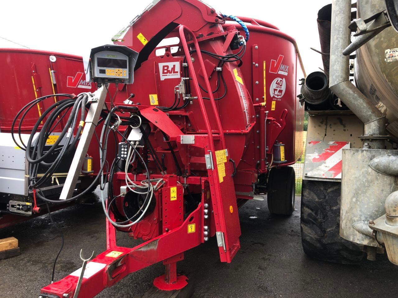 E-FARM: BVL v-mix plus 15n-2s - Mezcladora de alimentos - id 9CK2LPQ - 36.000 € - Año: 2018 - Francia