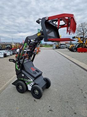 Case IH ecoquad elektro Wheel loader €19,584