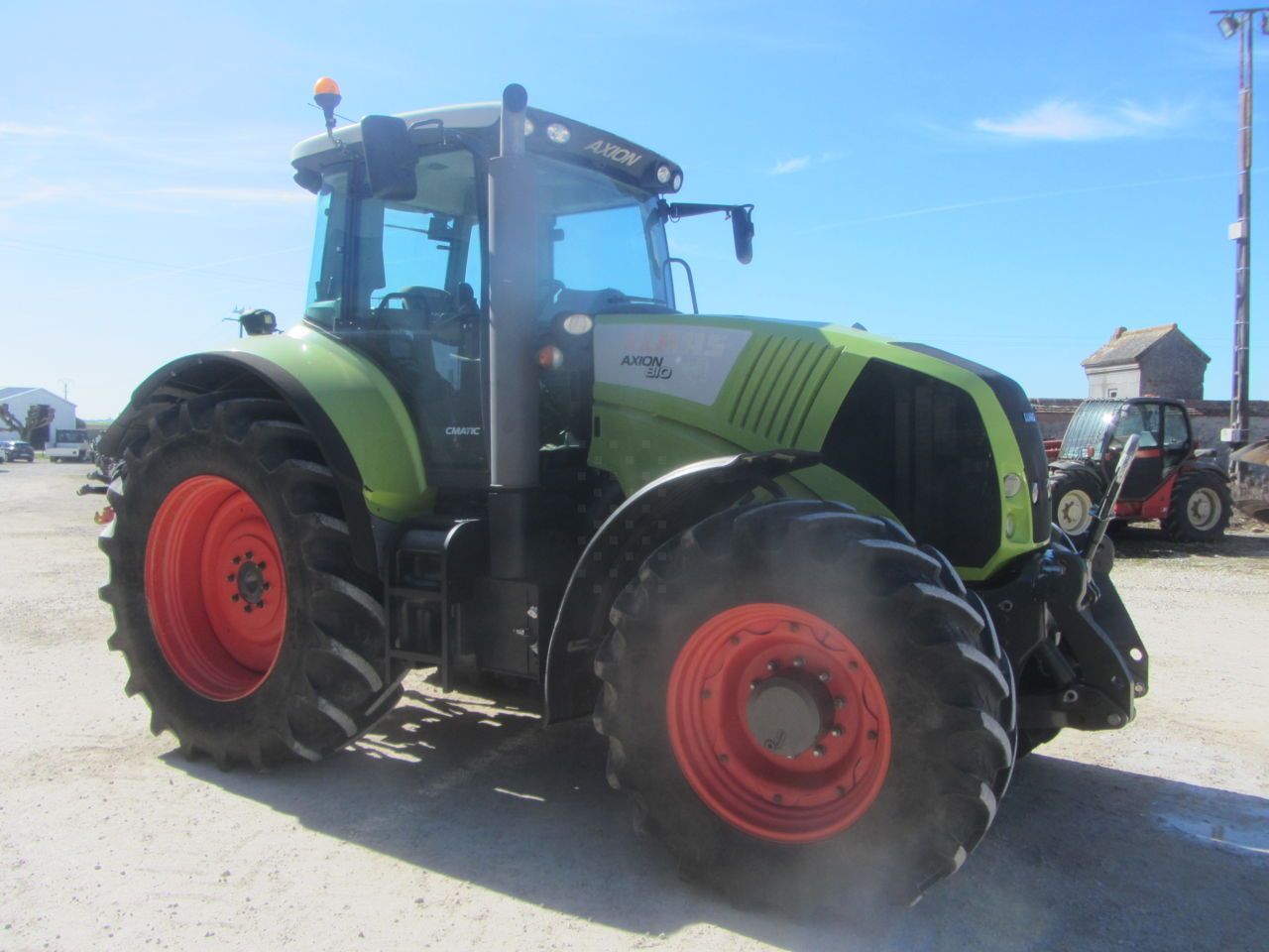 Claas Axion 810 CMATIC Tractor €48,000