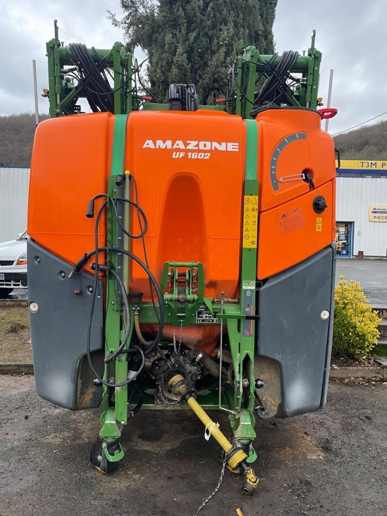 Amazone uf 1602 Sprayer €42,000