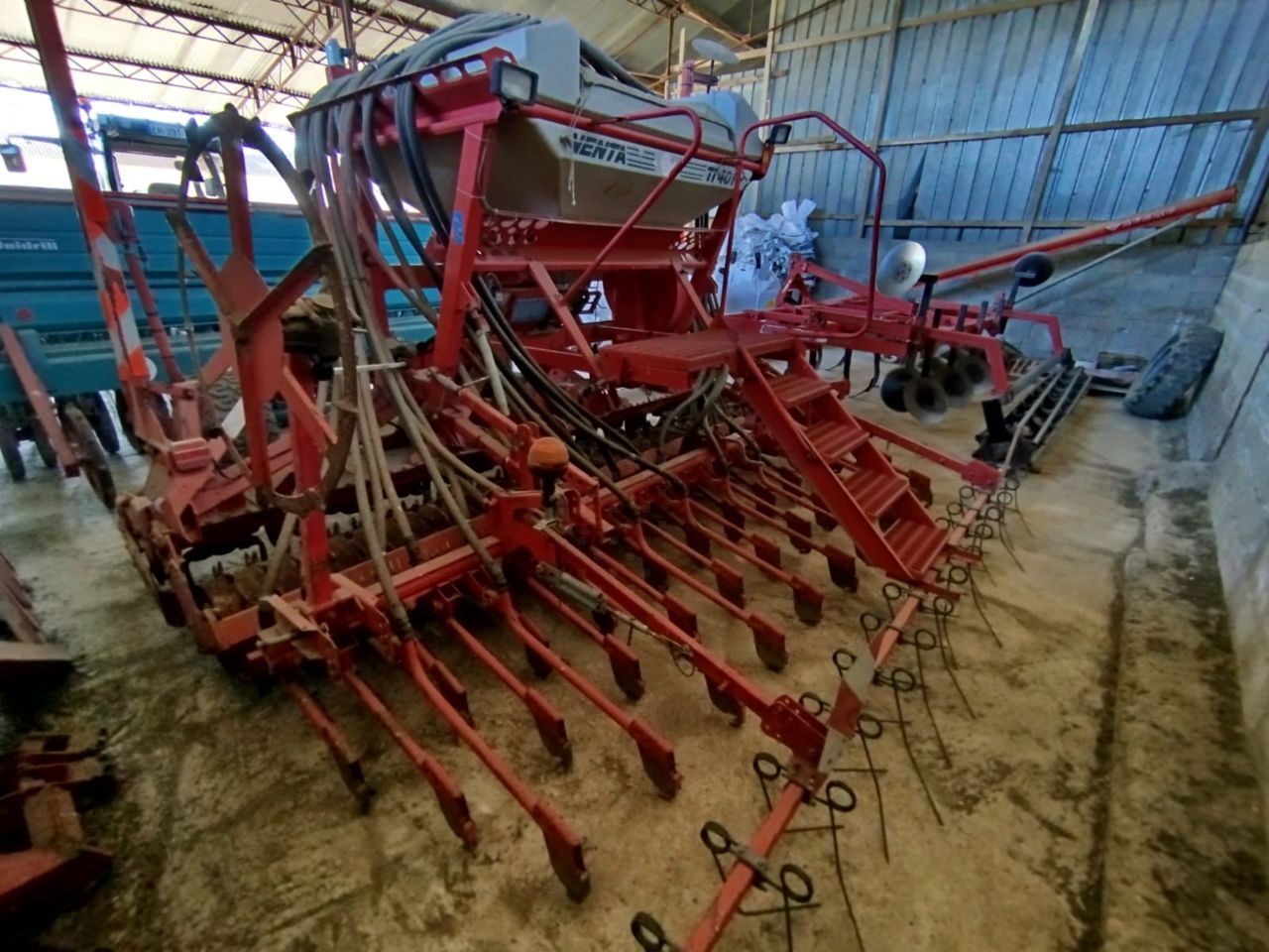 E-FARM: Kuhn VENTA TI401 - Drilling machine combination - id CJDYWP5 - €8,500 - Year of construction: 1996 - France