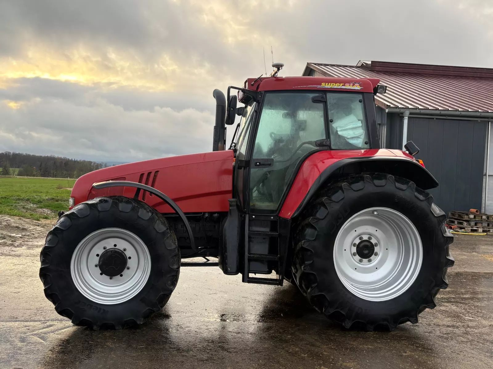 Case IH CS 120 Traktor 26 471 €