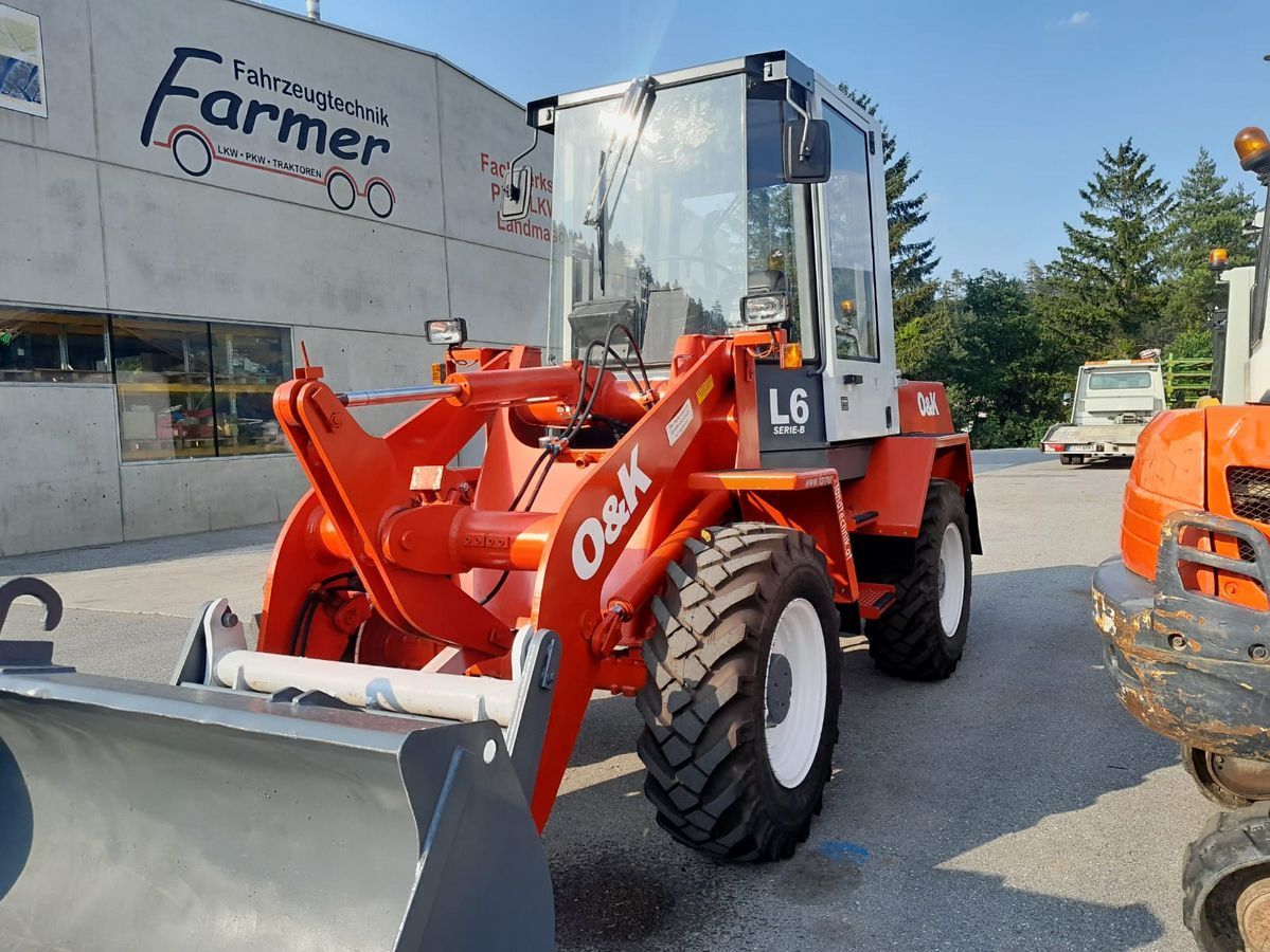 E-FARM: o&k 6-3 - Chargeuse sur pneus - id GEFJZBR - 22 900 € - Année: 1992 - Lecture du nombre d'heure: 3 000,Puissance du moteur (chevaux): 56,Autriche