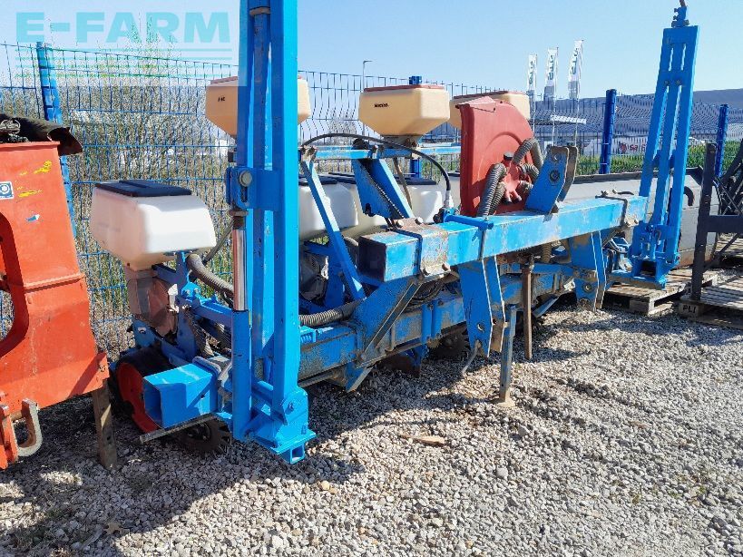 Monosem ng plus ii Maszyna do siewu punktowego 6000 €