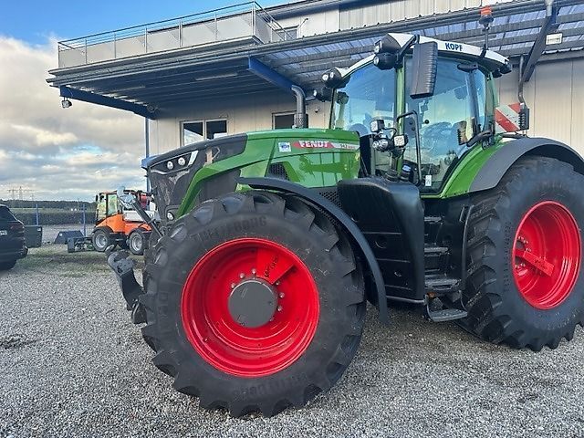 Fendt 942 Vario Profi Plus Tractor €229,000