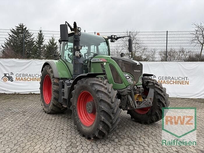 Fendt 718 Vario Tractor €73,109
