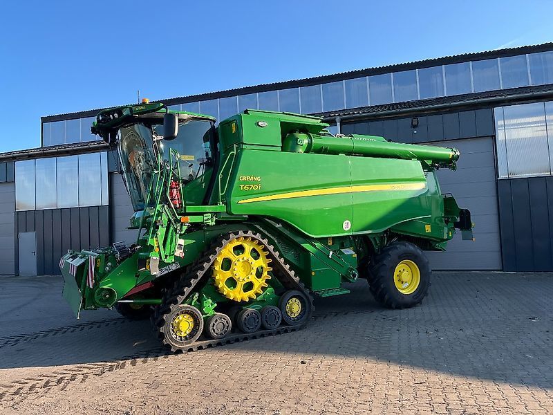 E-FARM: John Deere T 670 i - Combină de recoltat - id 9IJR8JD - 359.000 EUR - Anul: 2022 - Citeste ore: 500,Muterea motorului: 483,Germania