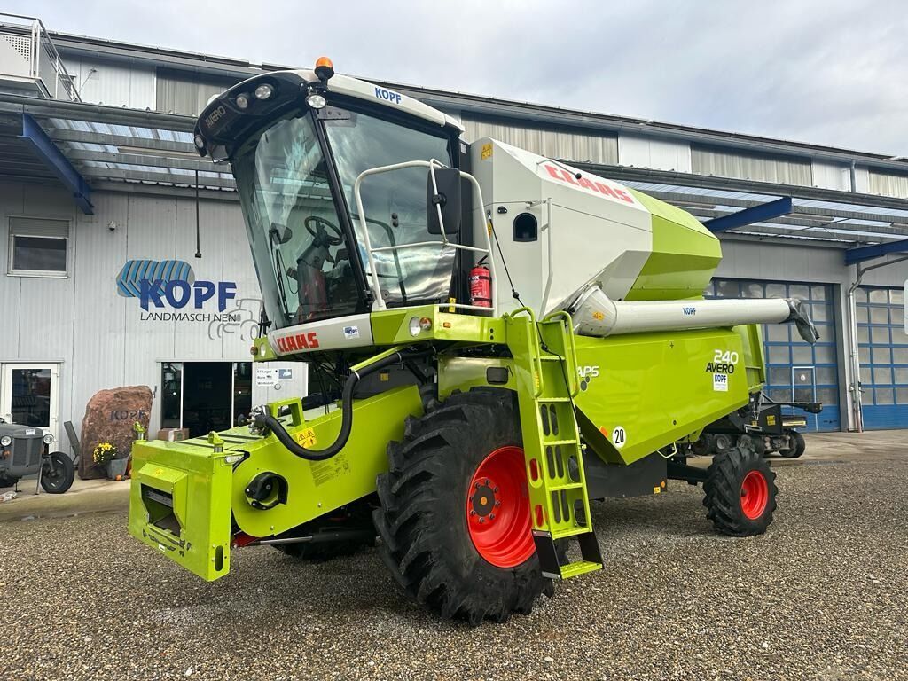 Claas Avero 240 Kombajn zbożowy 109 000 €