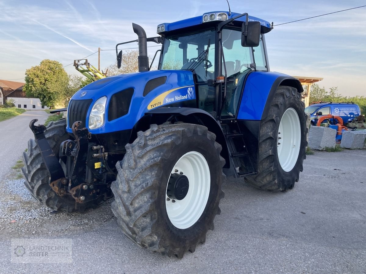 New Holland TVT 170 tractor 29 900 €