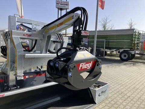 E-FARM: Fliegl hydr. rückezange combi+ rz185 - Anbaugerät - id ZPDNQMP - 3.199 € - Baujahr: 2024 - Deutschland