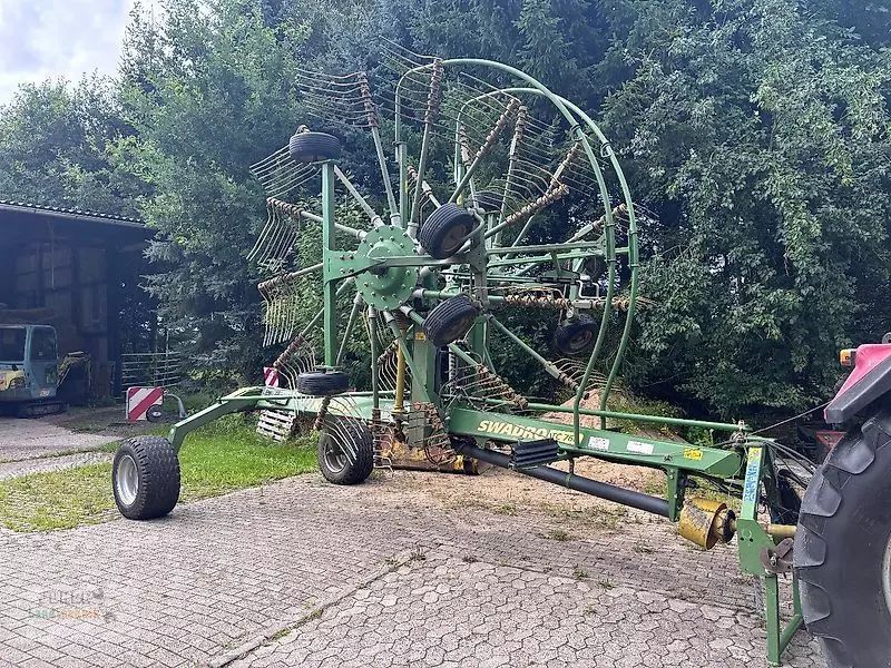 E-FARM: Krone tc 760 - Rendsodró - id FJTBGPP - 14 500 EUR - Gyártási év: 2016 - Németország