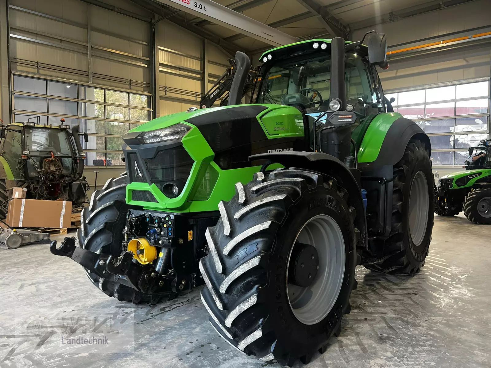 E-FARM: Deutz-Fahr Agrotron 9340 TTV - Traktor - id HHZDYEB - 131.597 € - Leto izgradnje: 2016 - Število ur motorja: 5.560,Moč motorja (HP): 340,Nemčija
