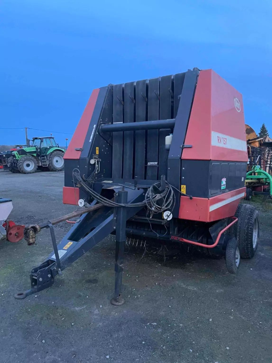 E-FARM: Vicon presse à balles rondes rv 157 vicon - Pressa - id GH5KJLG - Anno di costruzione: 1999 - Francia