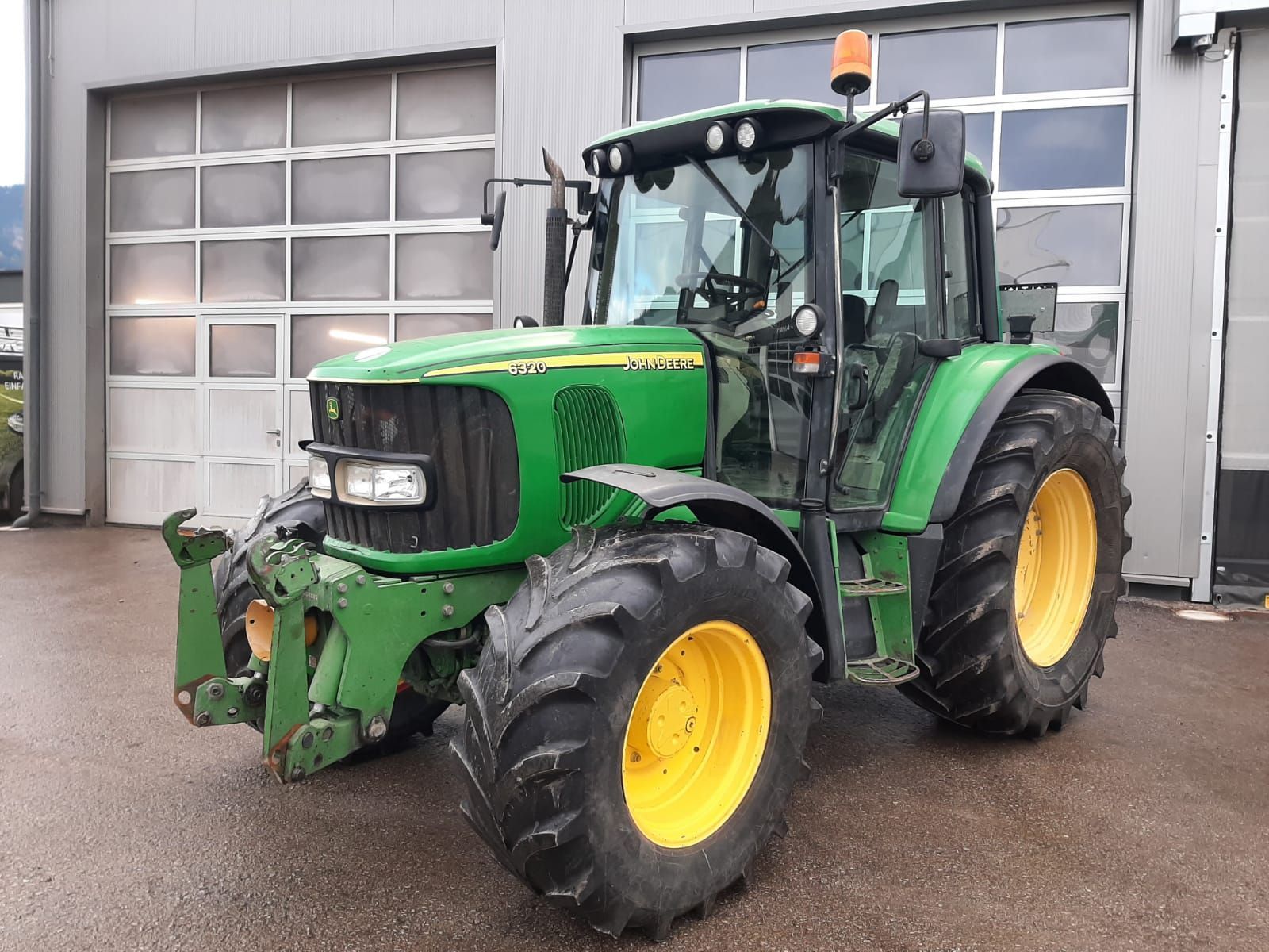 John Deere 6320 Tractor 45.750 EUR