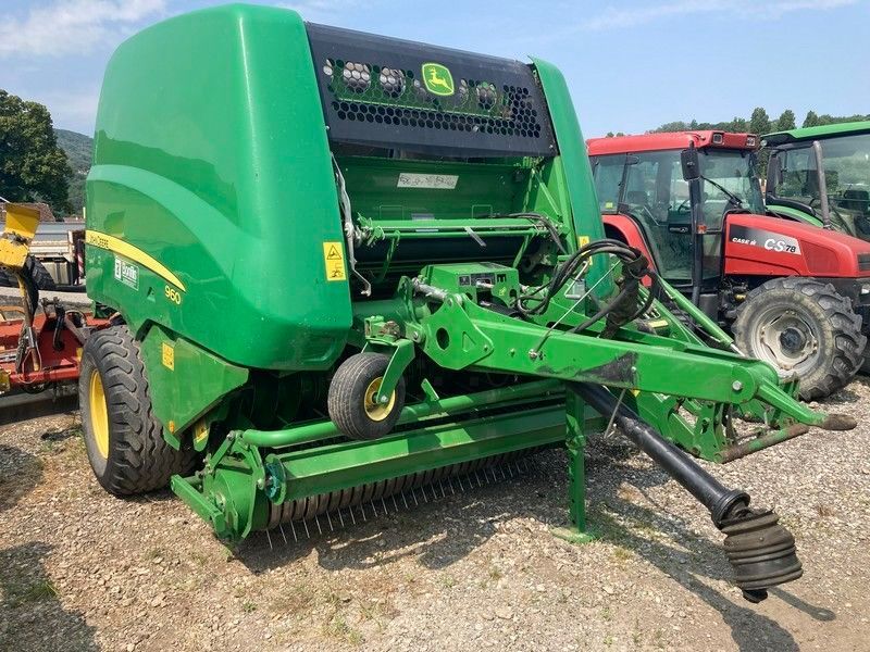 E-FARM: John Deere 960 - Ballenpresse - id KCN2AKF - 20.000 € - Baujahr: 2015 - Ballenanzahl: 20.000,Frankreich
