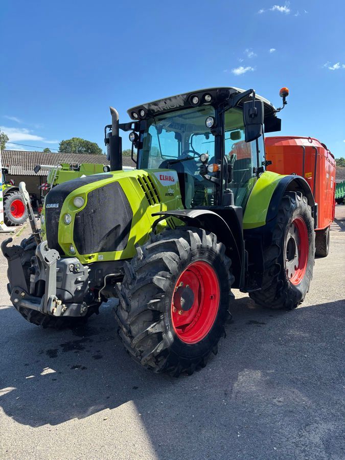 Claas Arion 530 CMATIC Tractor €80,000