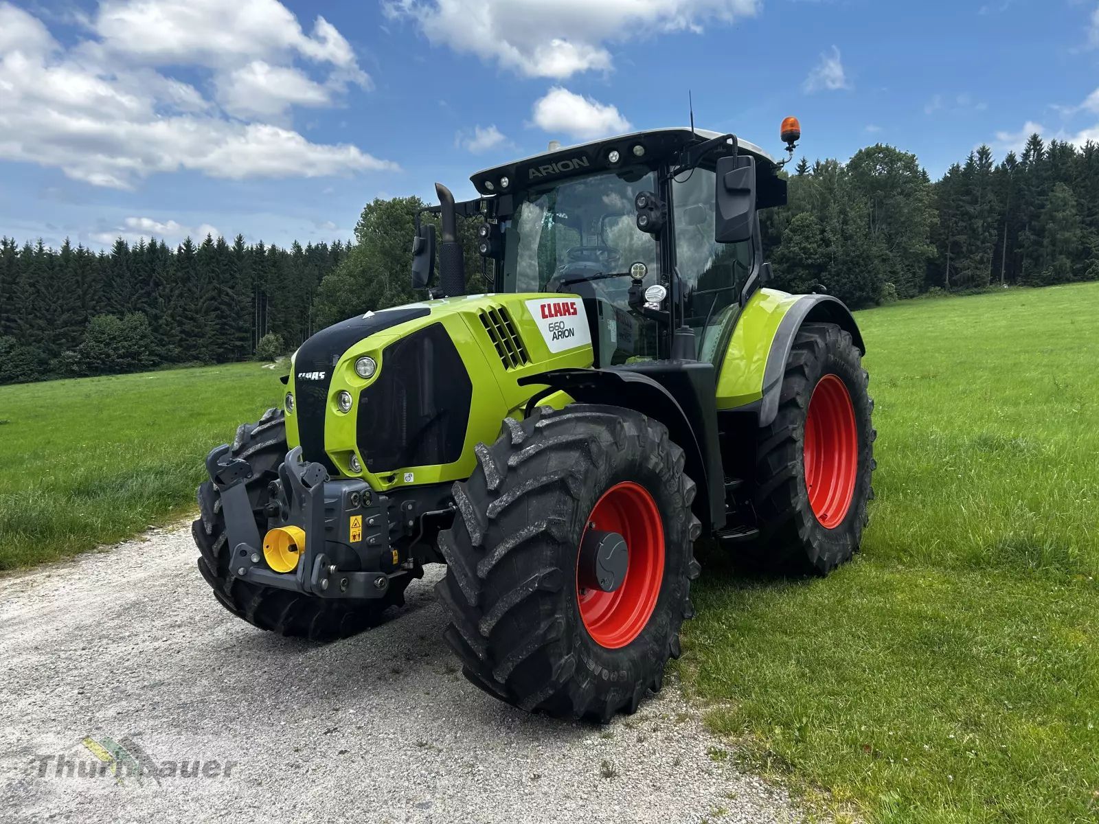 E-FARM: Claas Trion 660 - Traktor - id PXIYTJQ - 105.000 € - Baujahr: 2018 - Abgelesene Motorstunden: 2.755,Motorleistung (PS): 205,Deutschland