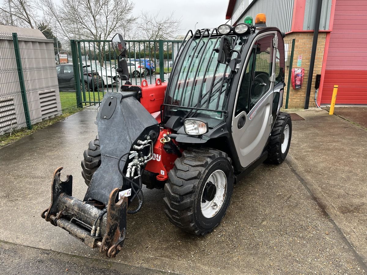 E-FARM: Manitou mt420 . - Teleskoplader - id KSPXJSP - 38.551 € - Baujahr: 2019 - Abgelesene Motorstunden: 1.136,Vereinigtes Königreich