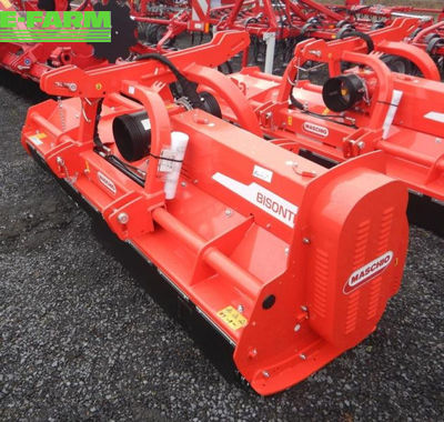 E-FARM: Maschio bisonte 280 mit verschleißblech - Topper - id 4ARD76X - 8.150 € - Anno di costruzione: 2023