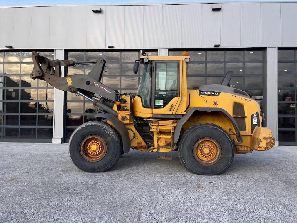 VOLVO l 90 h + cdc Încărcător pe roți 57.500 EUR