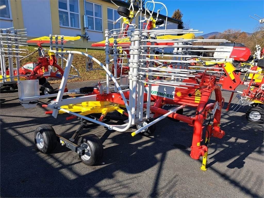 Pöttinger Top 422 Andanatore