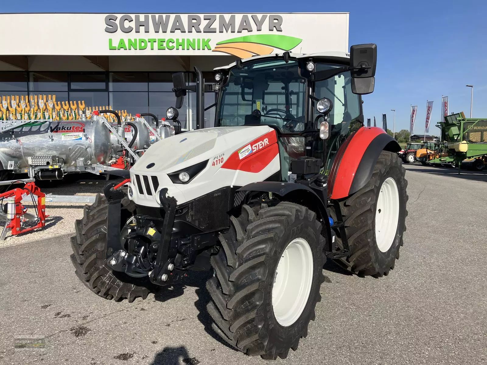 Steyr 4110 plus 1.0 Tractor €60,167