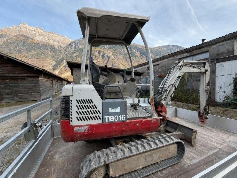 Takeuchi tb016 - canopy Mini kotrógép 11 800 EUR