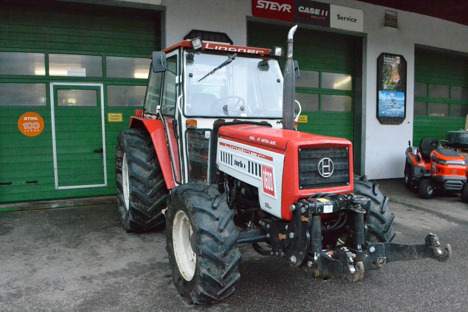 Lindner 1600 a Traktor