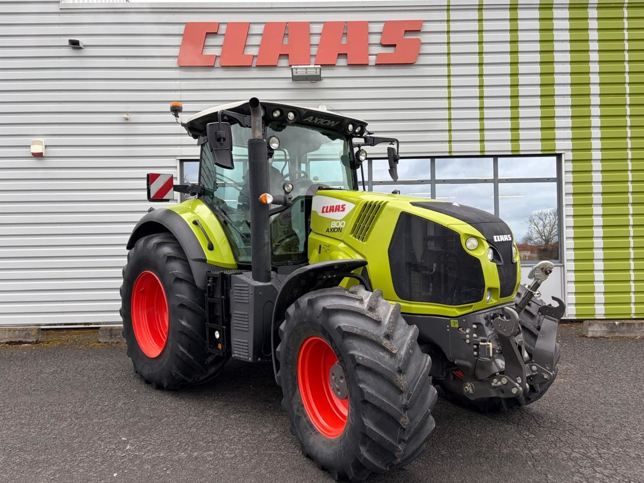 Claas Axion 800 Tractor €88,000