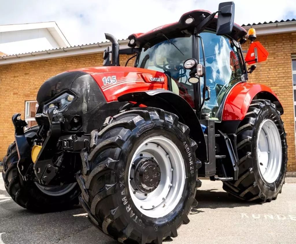 Case IH Maxxum 145 Tractor €73,484
