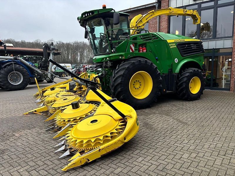John Deere 9700 Self propelled forage harvester €365,000