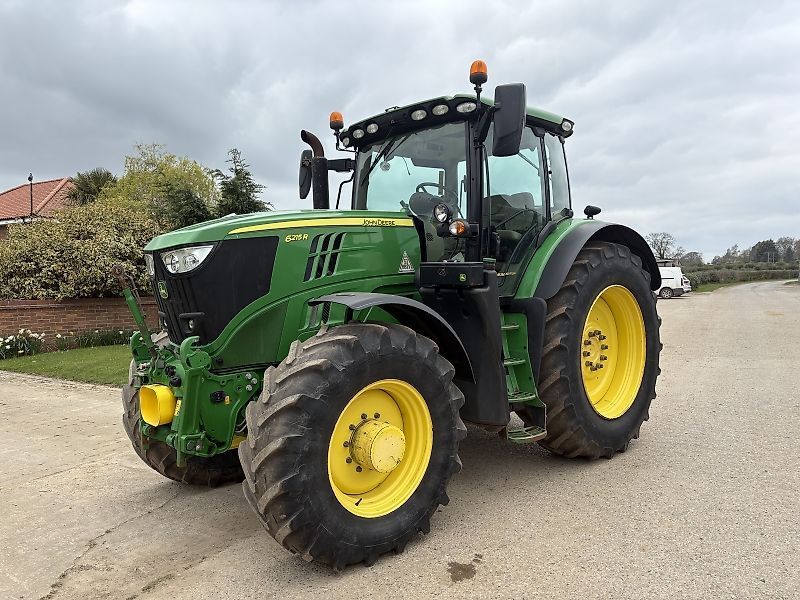 E-FARM: John Deere 6215 R - Tractor - id 29TJCME - €70,071 - Year of construction: 2021 - Engine hours: 7,999,Engine power (HP): 214,United Kingdom