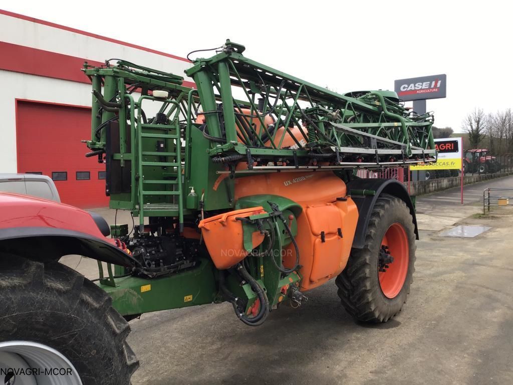 Amazone ux 4200 super Sprayer €44,000