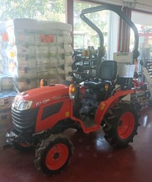 E-FARM: Kubota b1121 - Tractor - id FZ4CCVA - Año: 2024 - Potencia del motor: 12,Italia